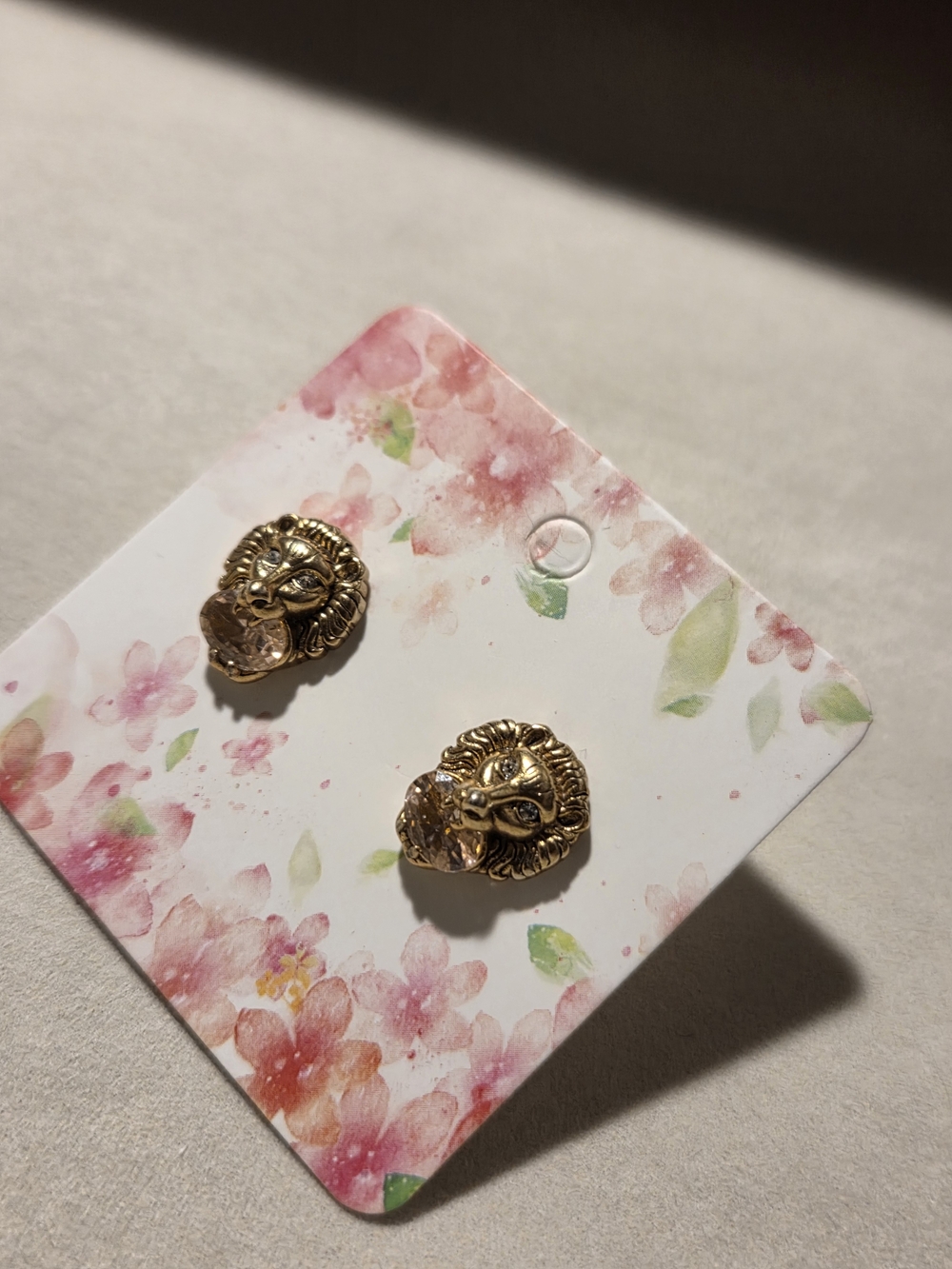 Gucci Gold-Tone Logo Earring With An Open Mouth Semi Precious Pink Stone Crystal - Picture 13 of 16